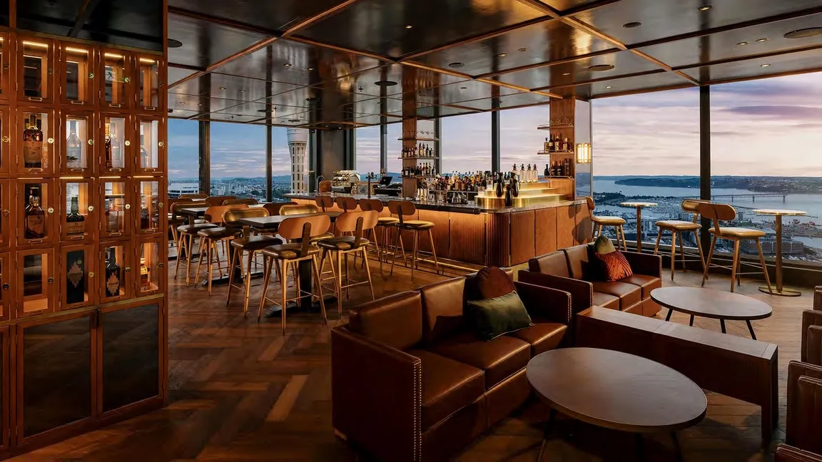 Hotel fitout — Holiday Inn / VOCO rooftop bar, Auckland