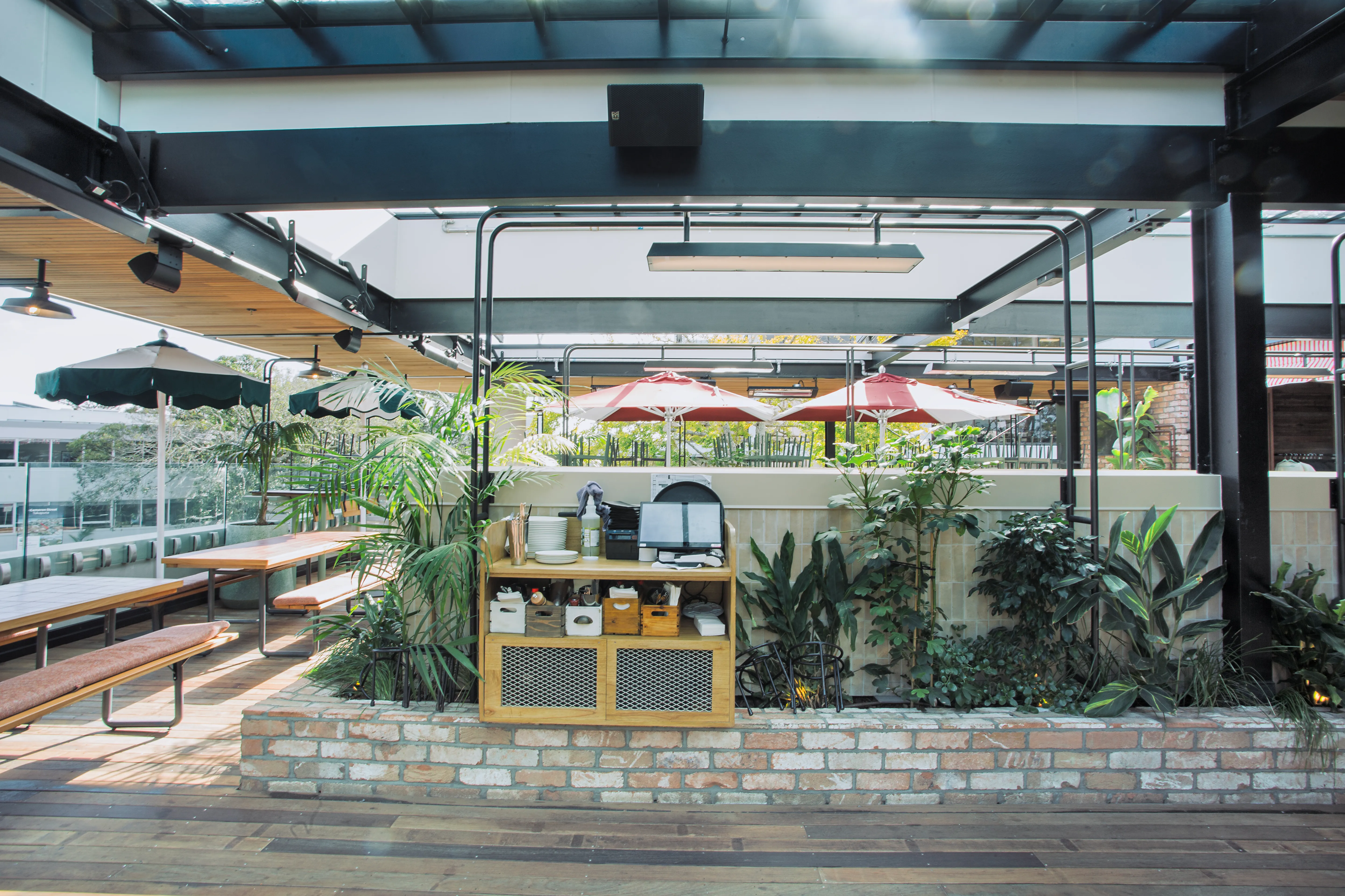 Takapuna Surf Club — Hurstmere Road, Auckland, detail 10