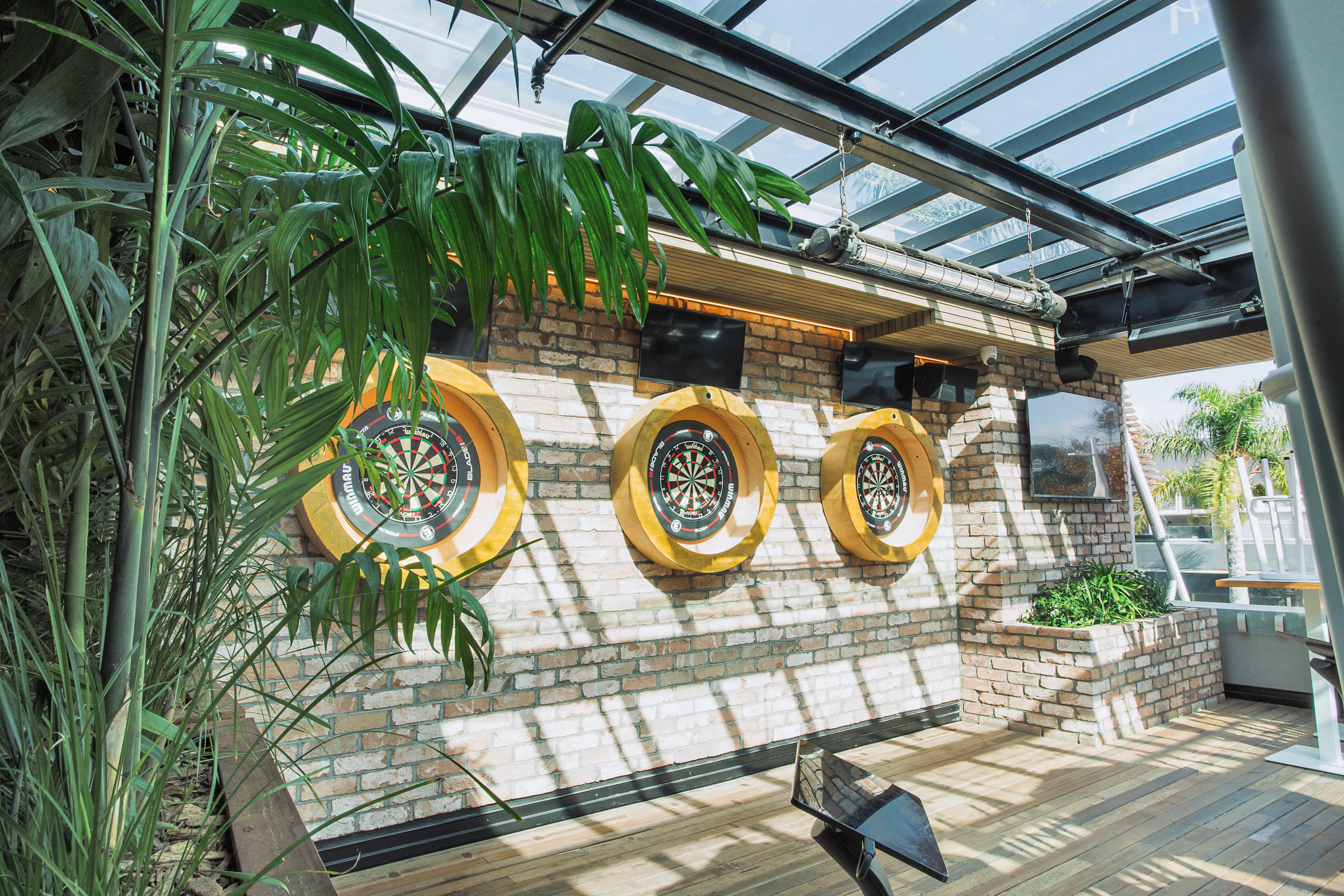 Takapuna Surf Club — Hurstmere Road, Auckland, detail 11